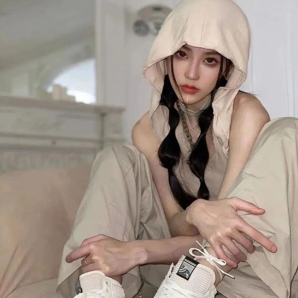 雷娜·贝克的故事